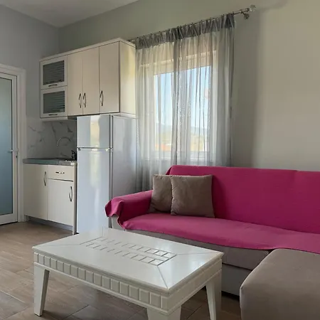 Almando Hotel Ksamil