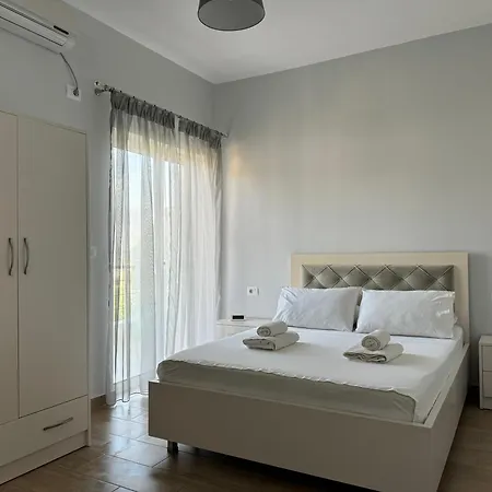 Almando Εξαμίλιο